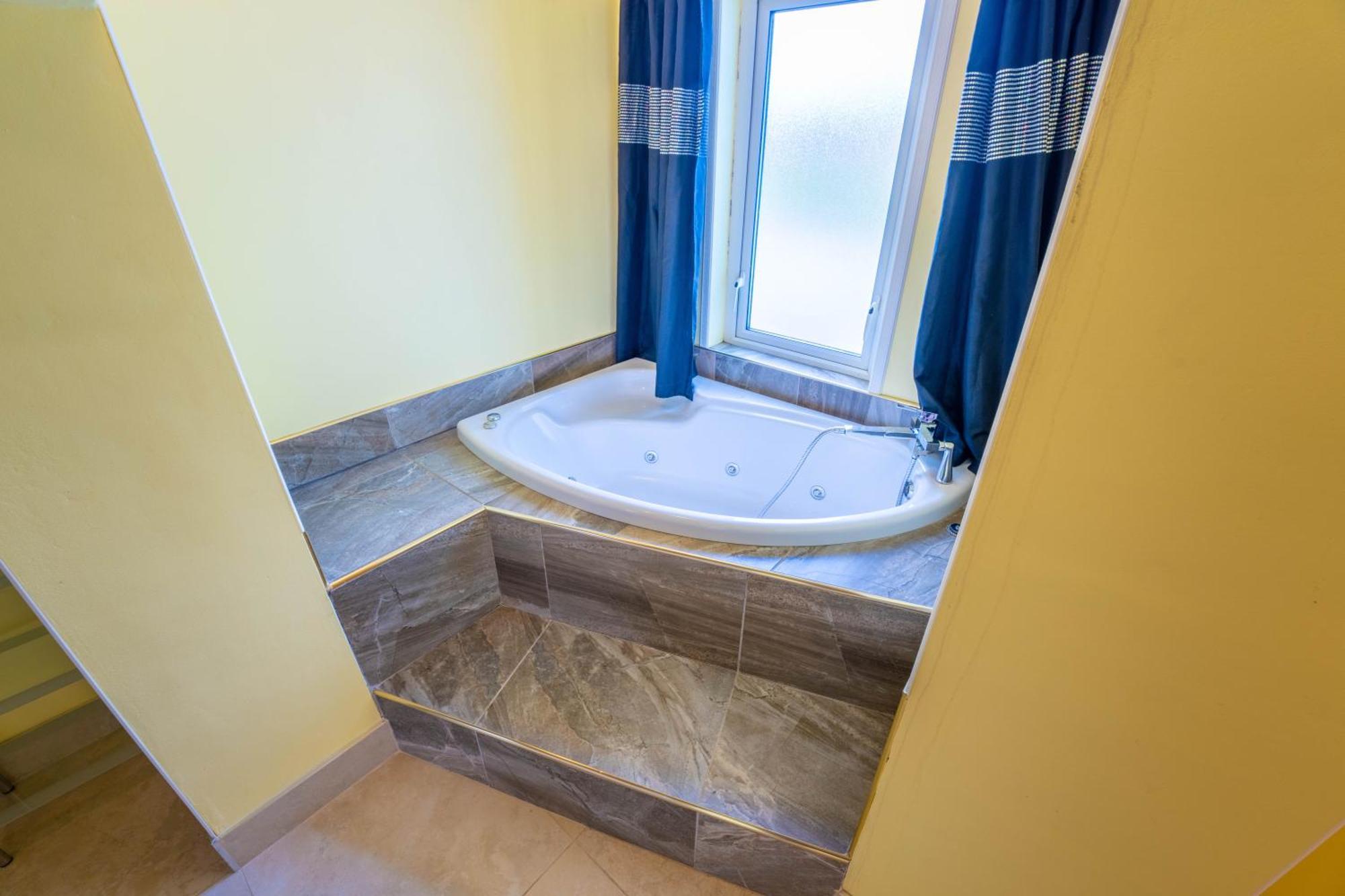 Ferndale Luxury Boutique Bed & Breakfast Keel Kültér fotó